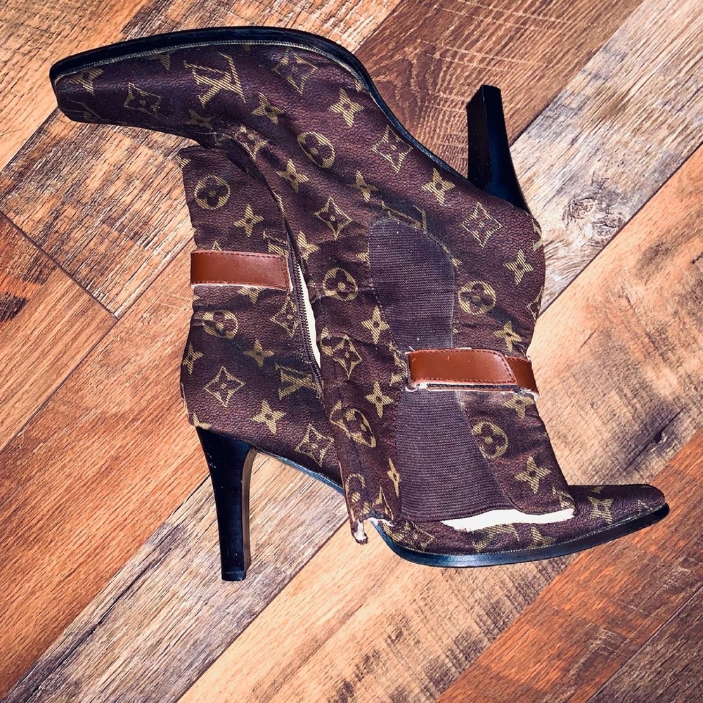 Brown boots